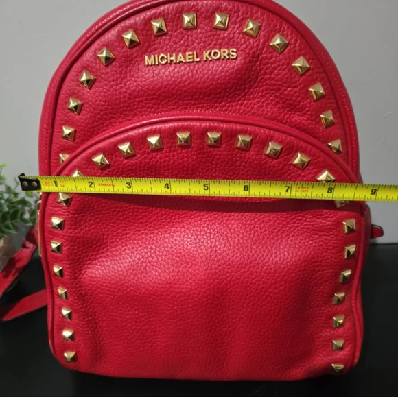 MICHAEL KORS STUDDED BACKPACK 💖 - Picture 8 of 9